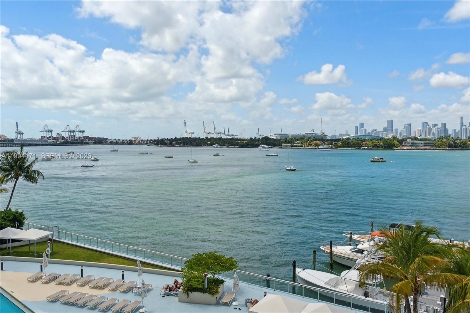1200 W Ave 528 528, Miami Beach, FL 33139, Miami Beach