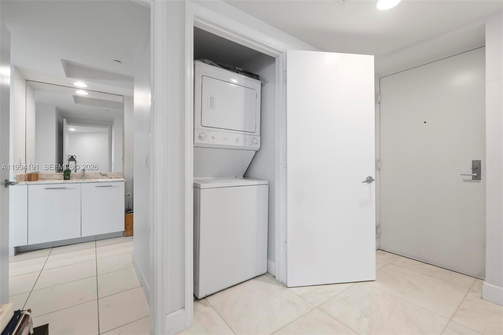 500 Brickell Avenue 2510, Miami, FL 33131 photo 26