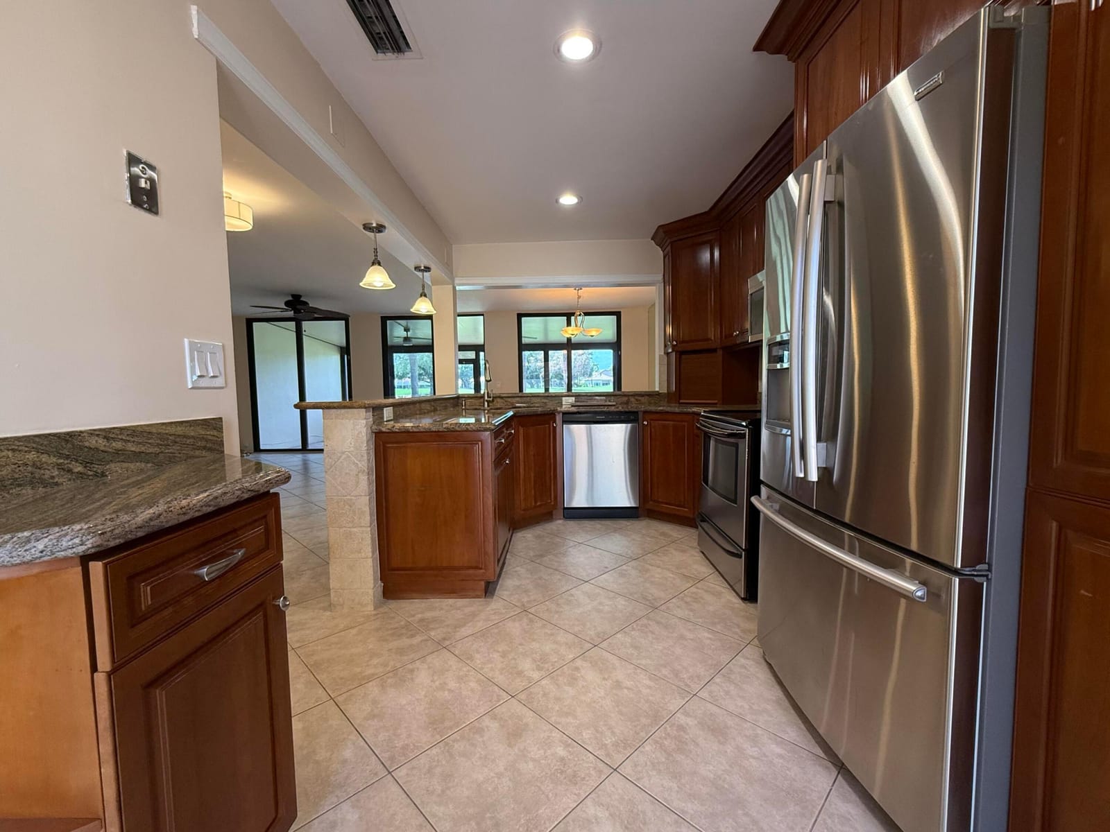 717 Windermere Way — photo 5