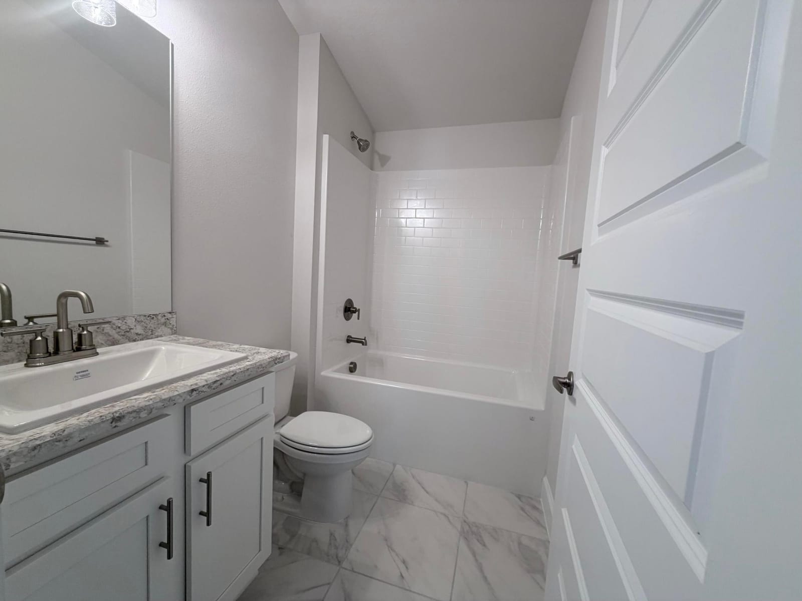 8823 Waterstone Boulevard, Fort Pierce, FL 34951 photo 13