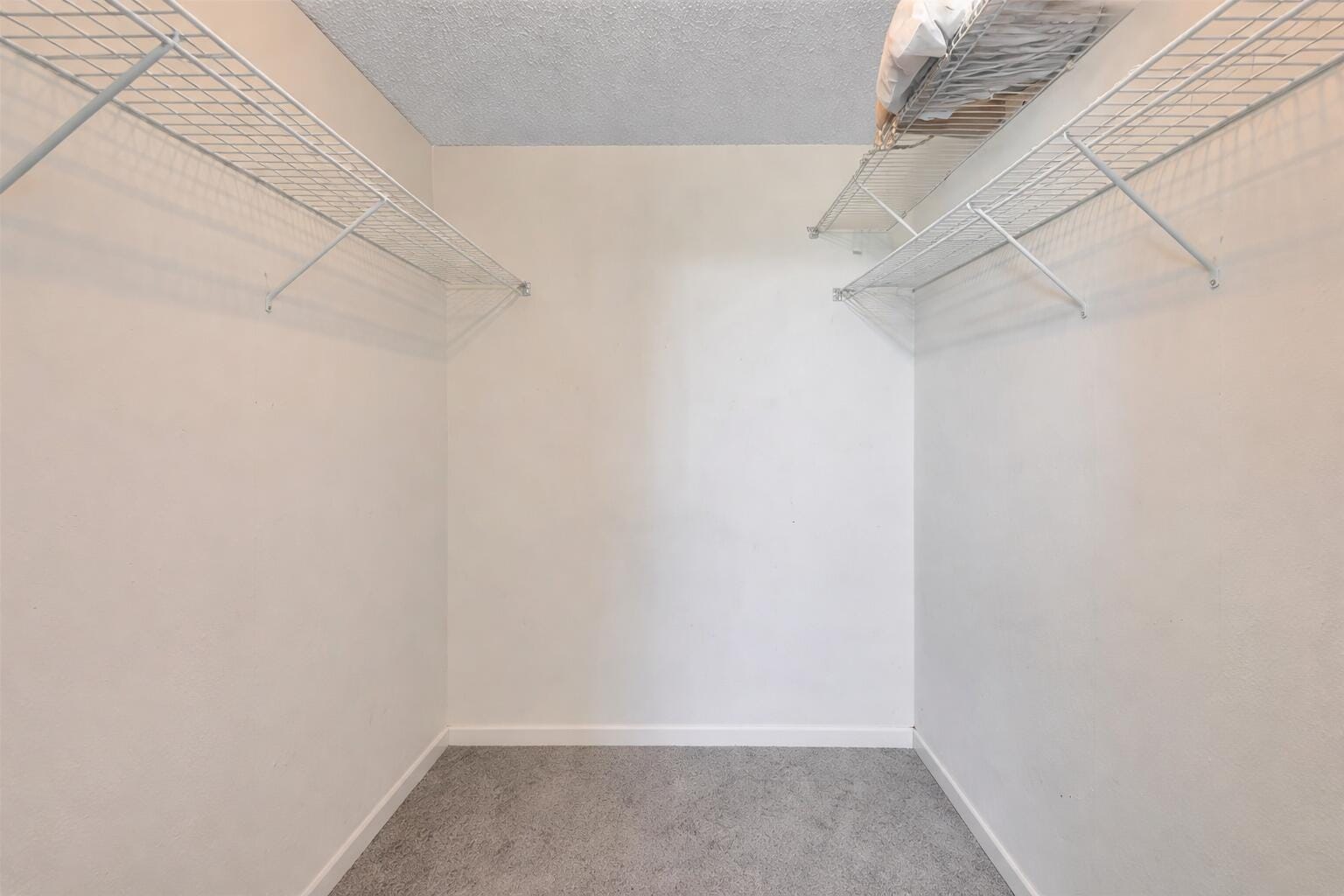 4570 NW 18th Avenue 604 — photo 7