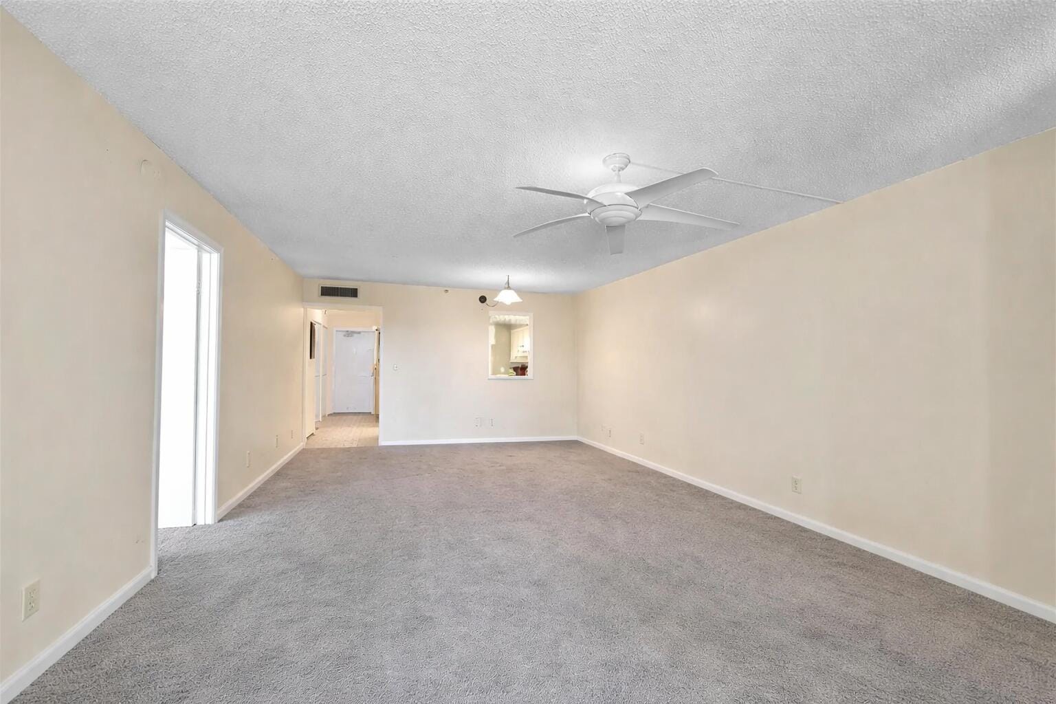 4570 NW 18th Avenue 604 — photo 9