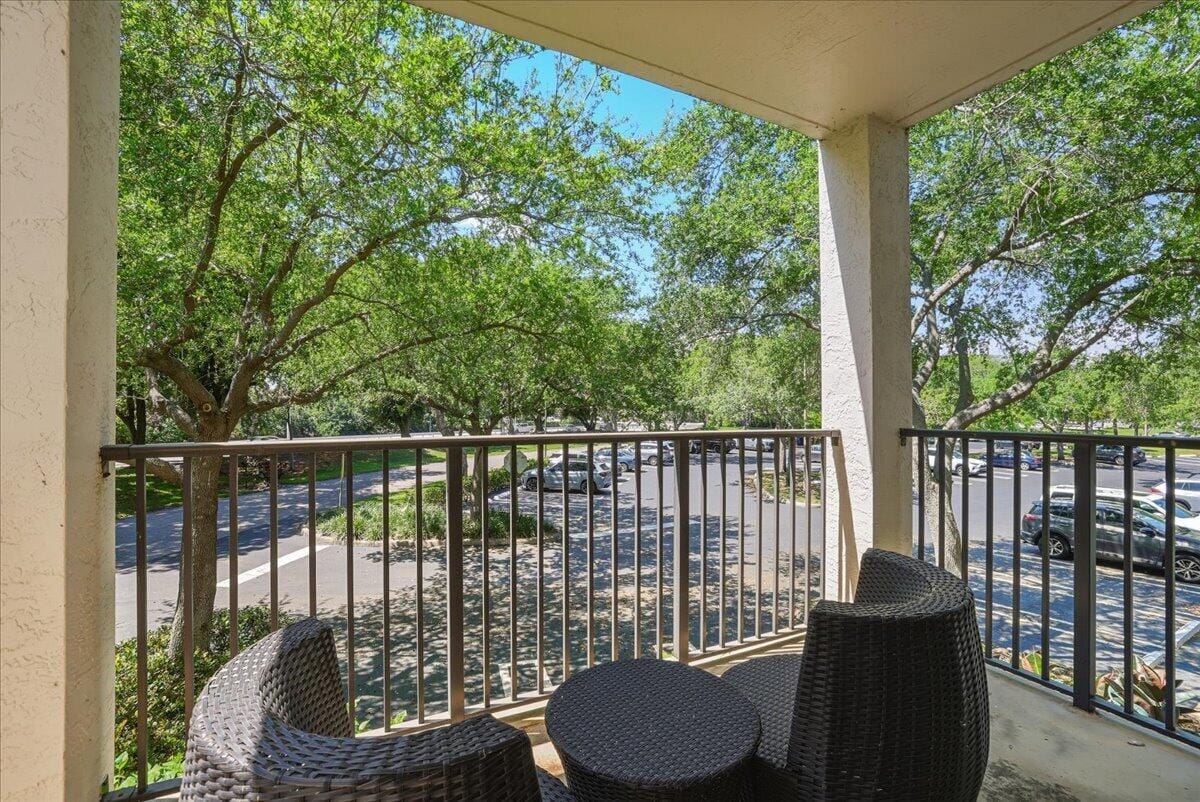 2105 Lavers Circle 212 — photo 5