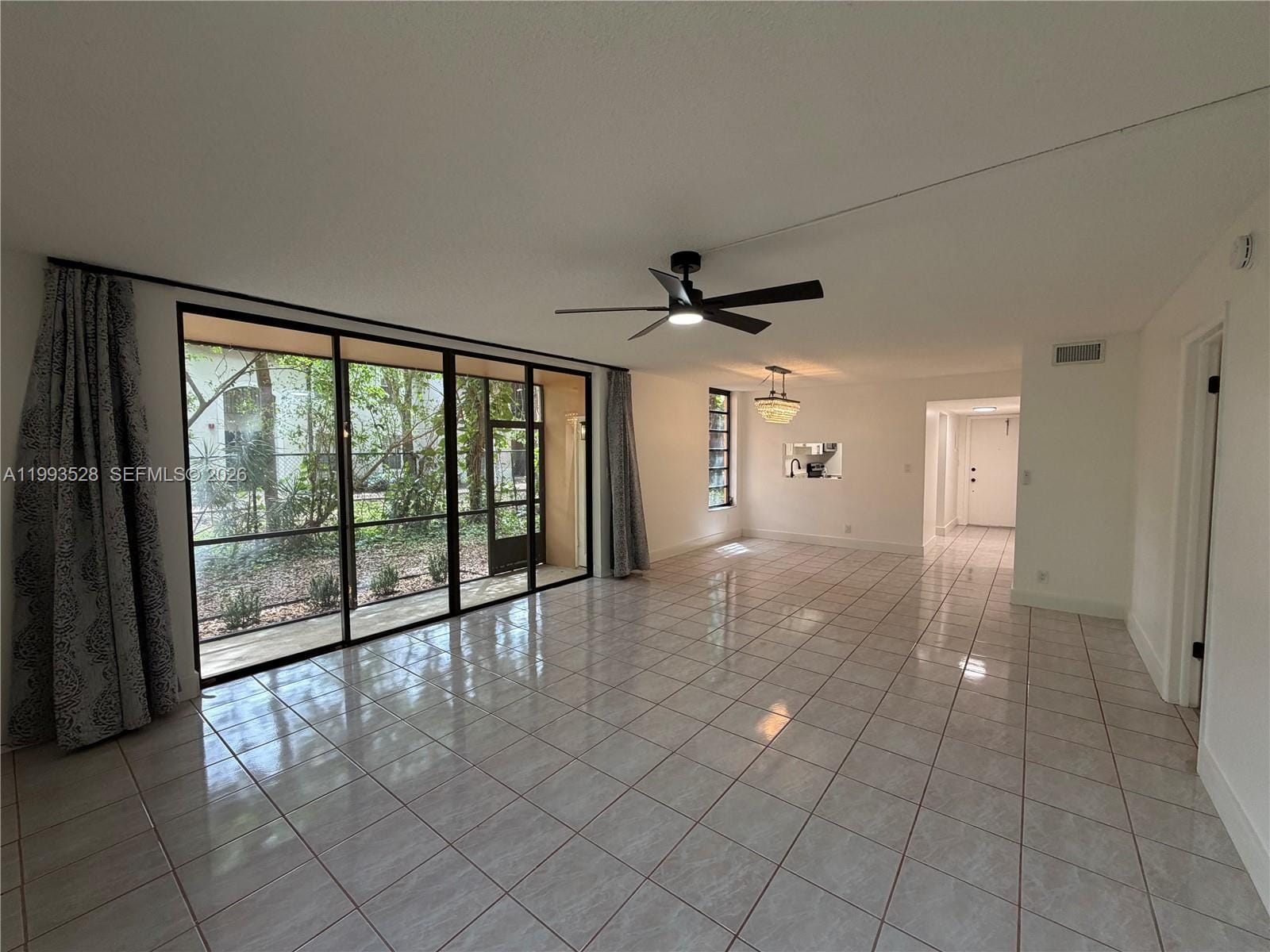 400 Commodore Drive 101 — photo 3