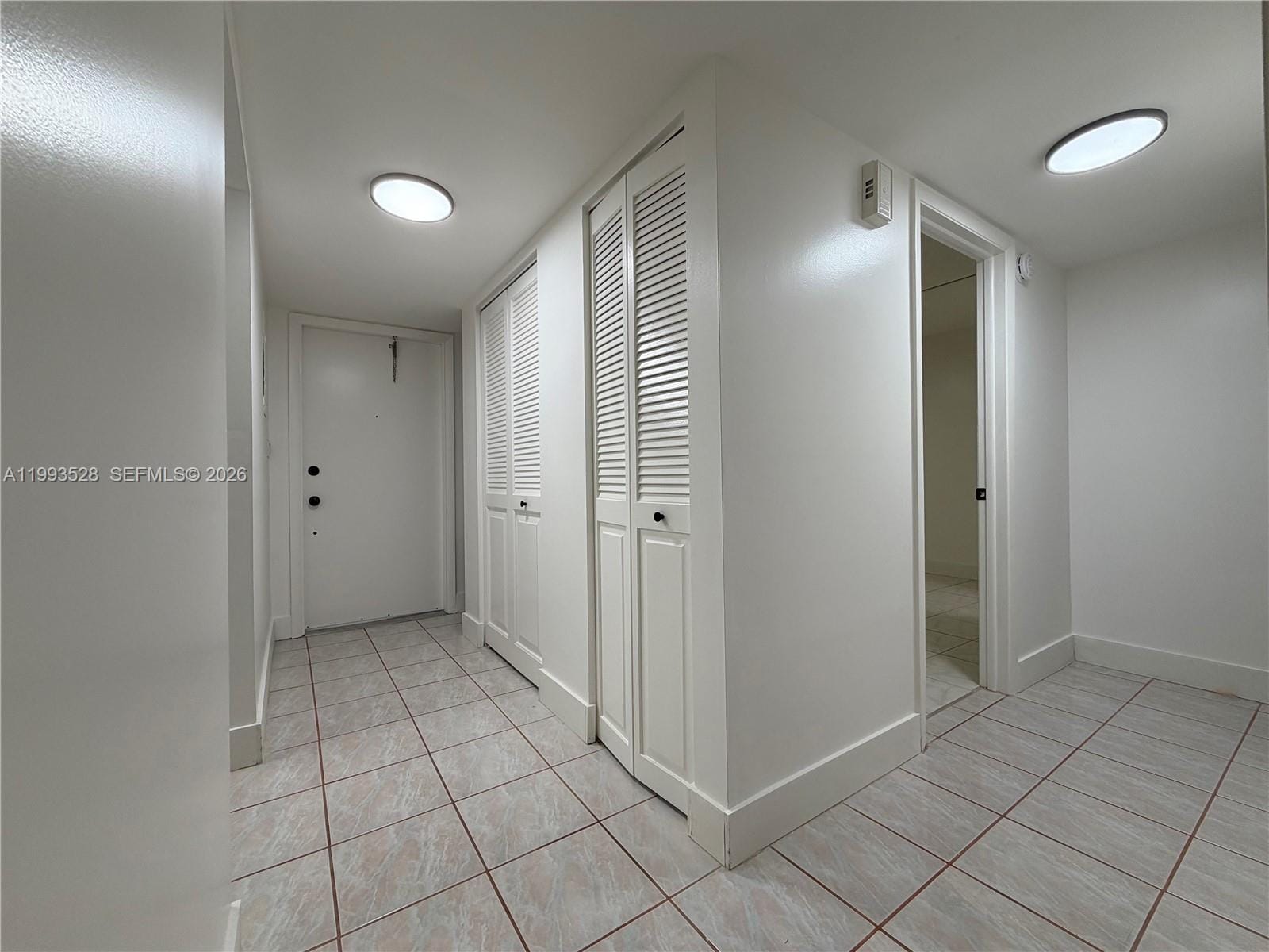400 Commodore Drive 101 — photo 8