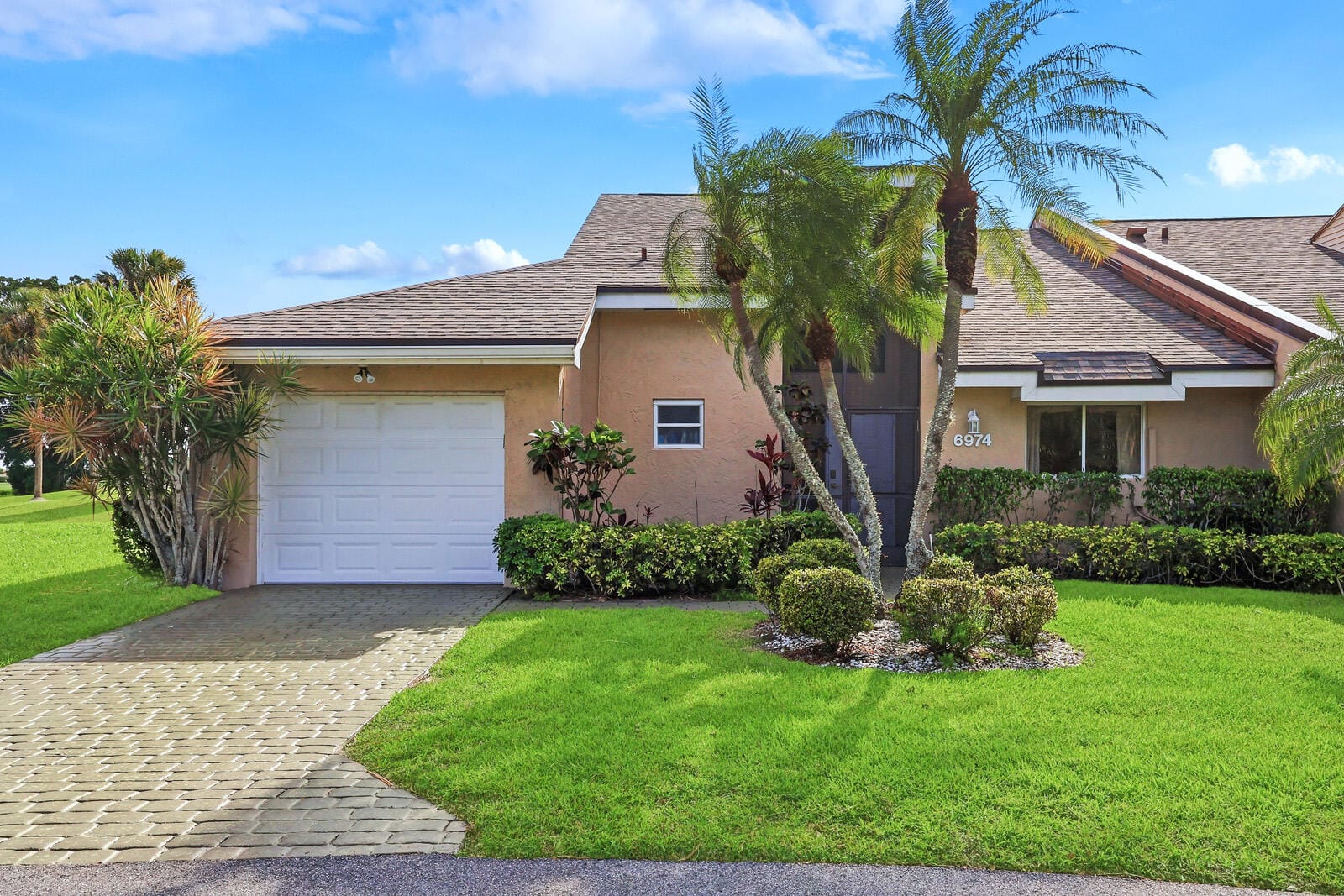 6974 Fountains Circle, Lake Worth, FL 33467 photo 2