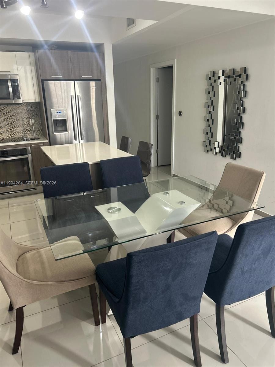 5300 NW 85 1106 — photo 11