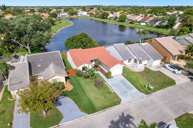 6154 Country Fair Circle, sold in Briarridge 1, Boynton Beach, FL