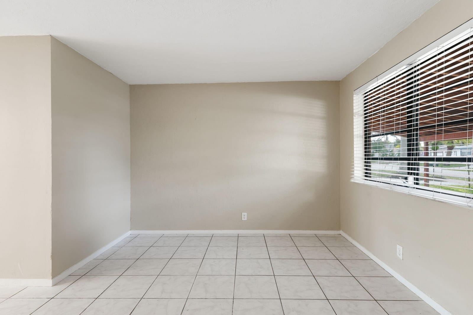 1531 NW 41st Court, Oakland Park, FL 33309 photo 11