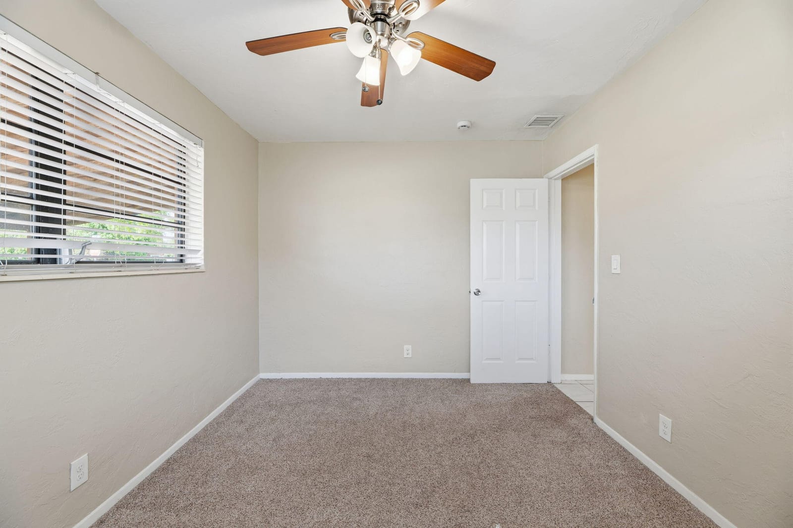 1531 NW 41st Court, Oakland Park, FL 33309 photo 15