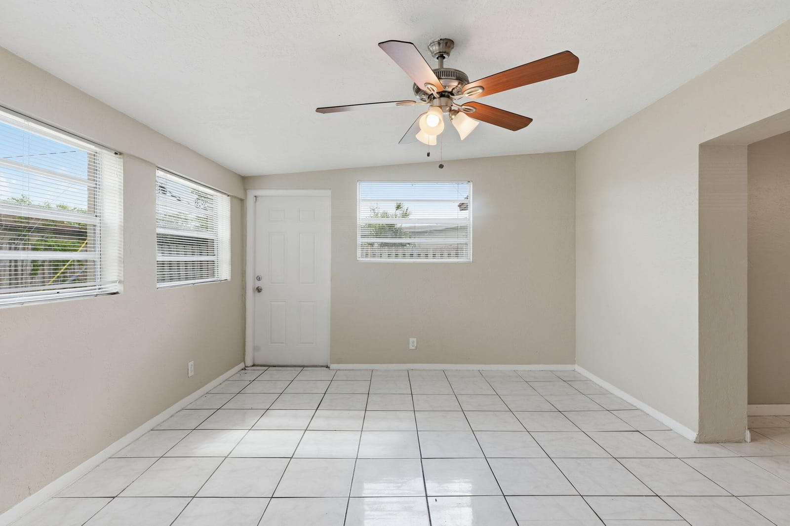 1531 NW 41st Court, Oakland Park, FL 33309 photo 5