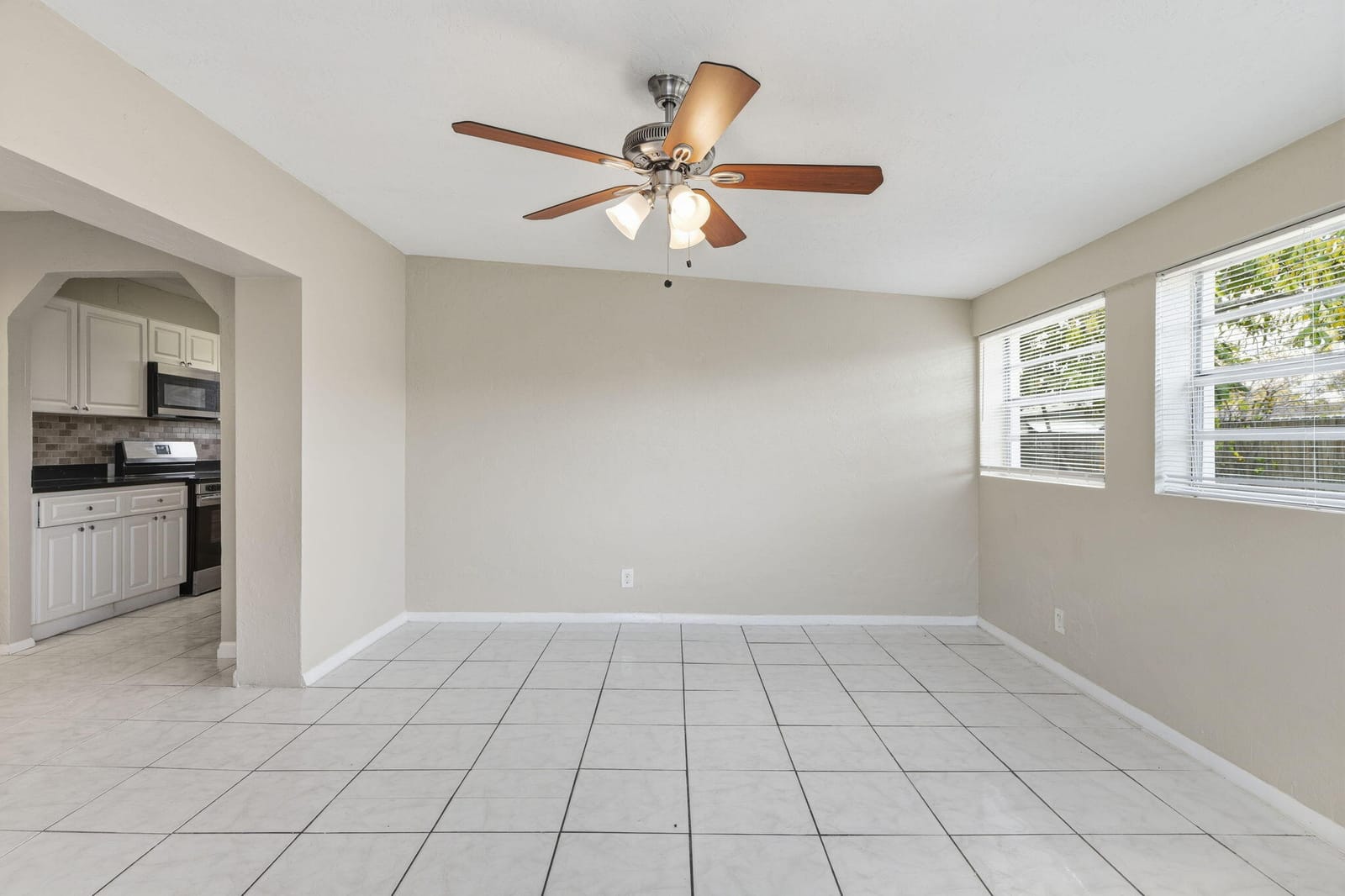 1531 NW 41st Court, Oakland Park, FL 33309 photo 6
