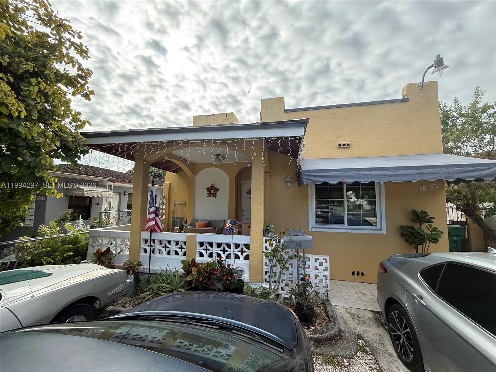 3674 SW 25th Street, Miami, FL 33133, Miami