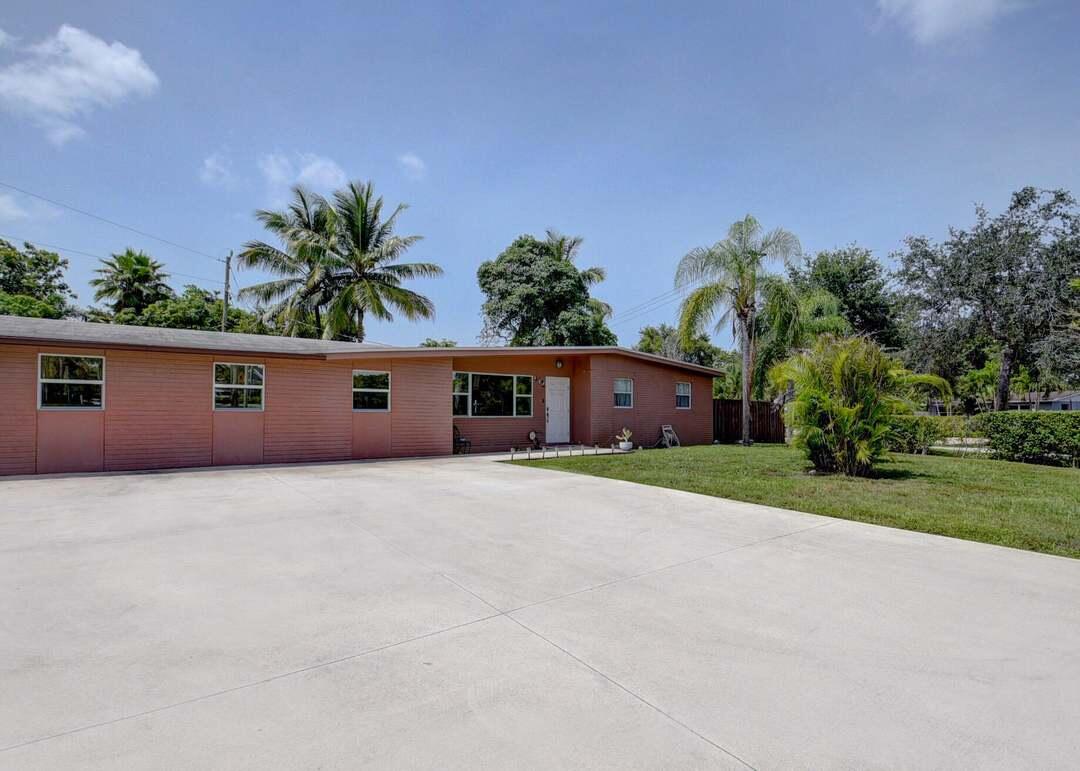 612 Hibiscus Drive, Royal Palm Beach, FL 33411, Royal Palm Beach