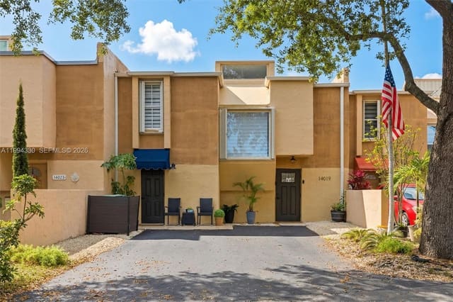 14019 SW 67th Terrace, sold in The Twins, Miami, FL