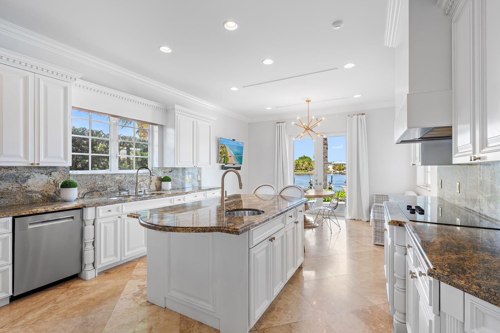 12864 S Shore Drive, Palm Beach Gardens, FL 33410 photo 8