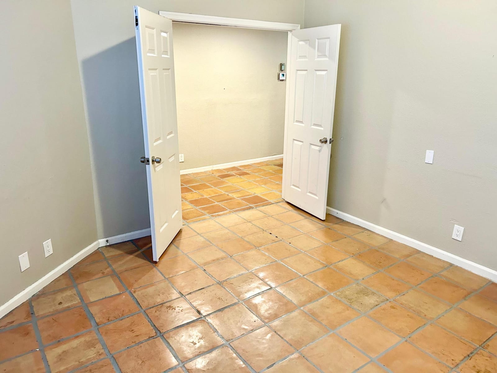 22763 Meridiana Drive — photo 11