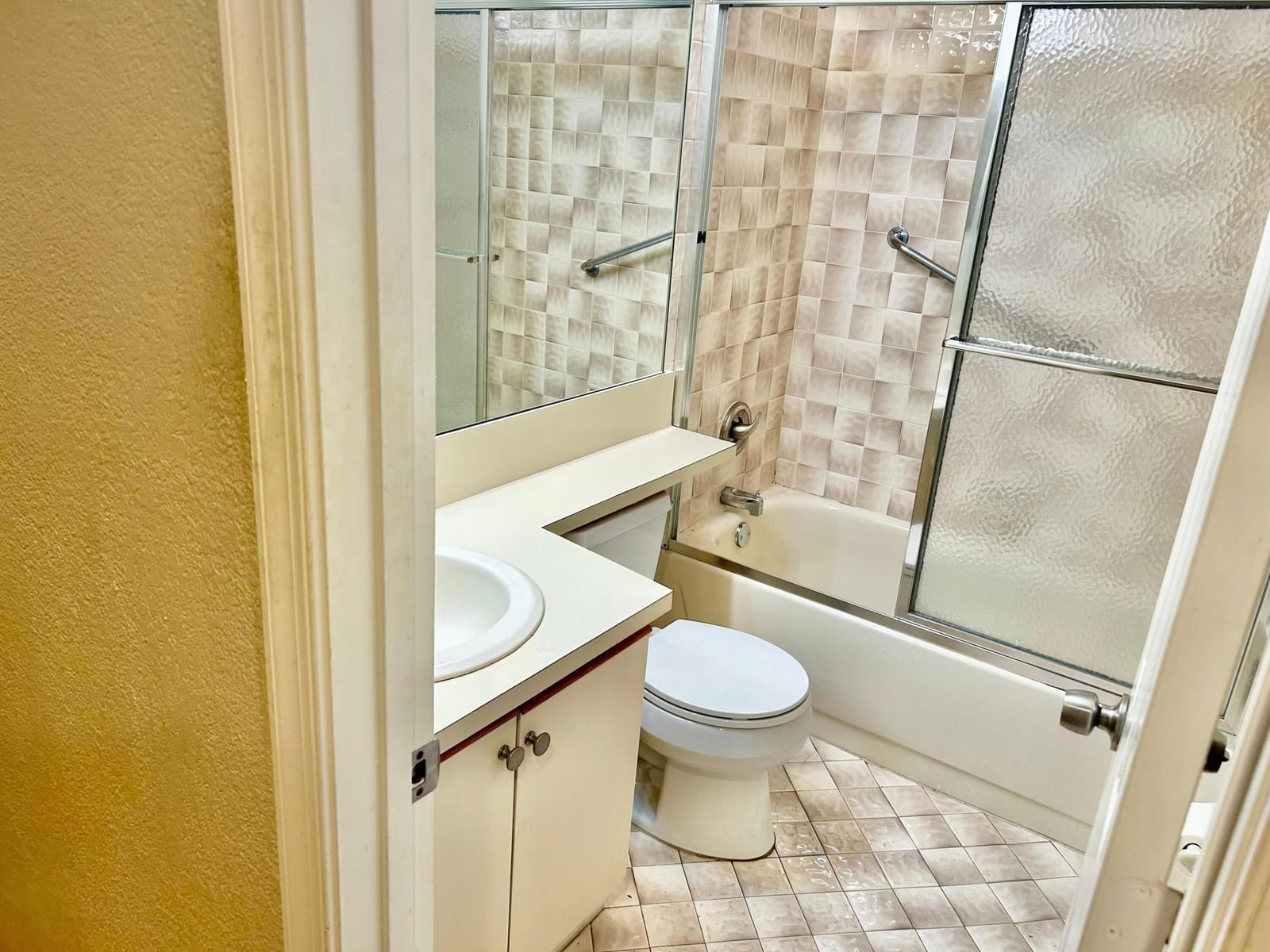 22763 Meridiana Drive — photo 12