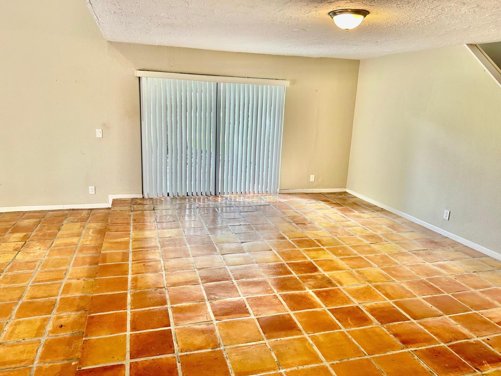 22763 Meridiana Drive — photo 9
