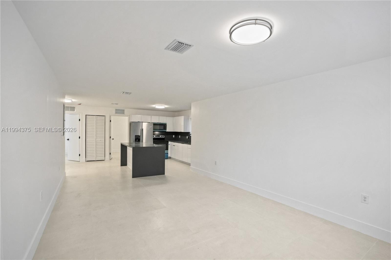 5821 NW 30th Avenue 5821 — photo 2