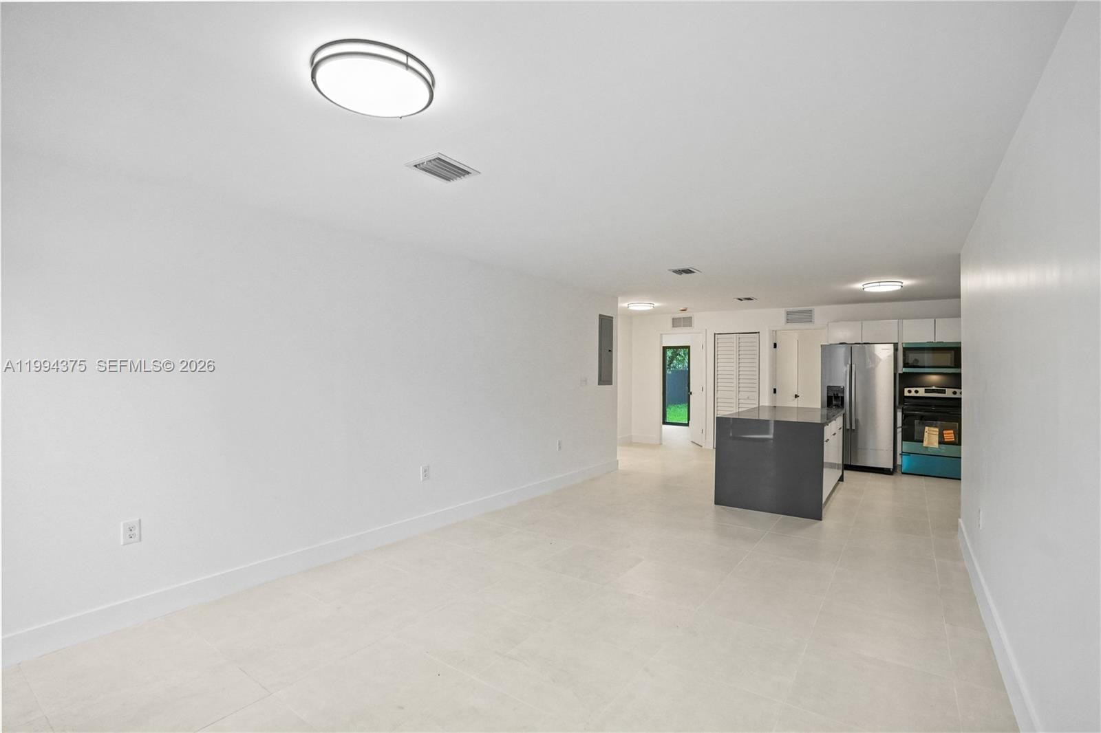 5821 NW 30th Avenue 5821 — photo 3