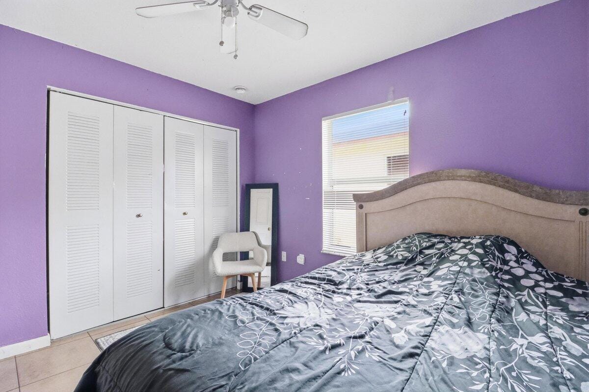 209 NE 35th Street, Oakland Park, FL 33334 photo 16