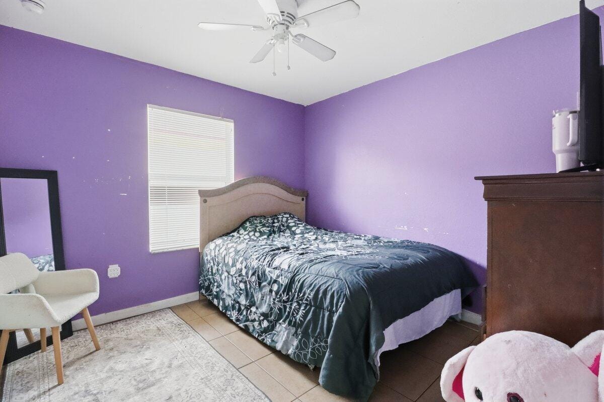 209 NE 35th Street, Oakland Park, FL 33334 photo 17