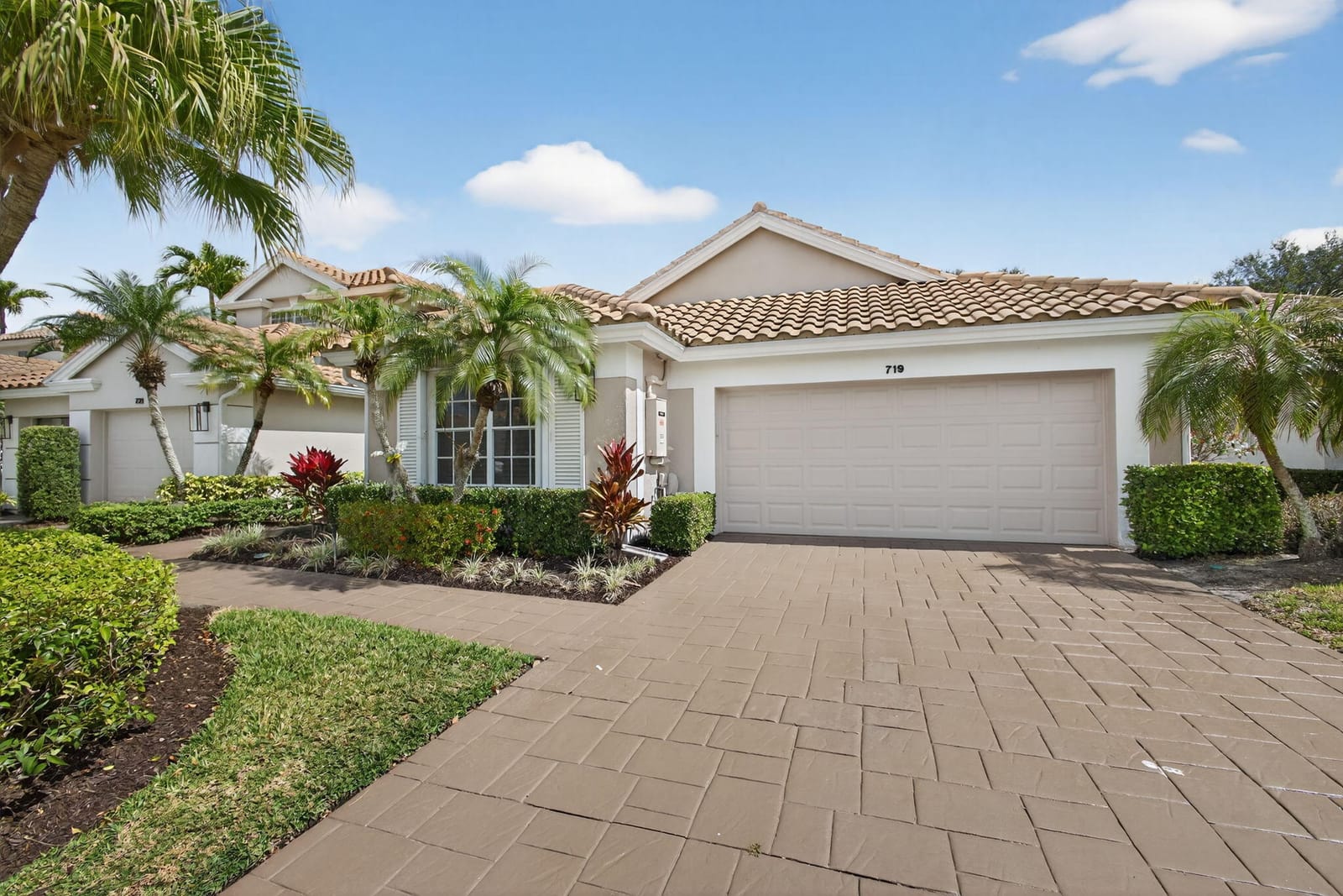 719 Pinehurst Way — photo 4