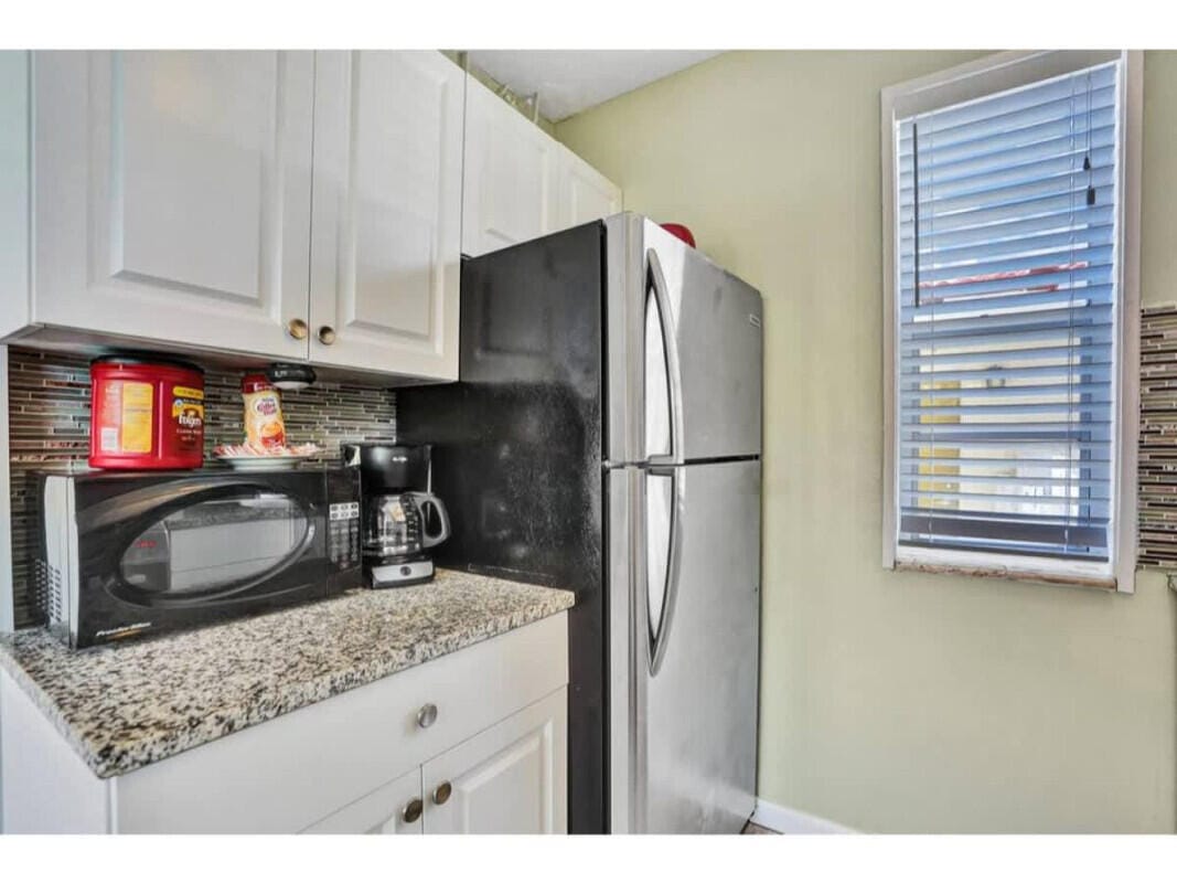 336 Arthur Street 124, Hollywood, FL 33019 photo 5