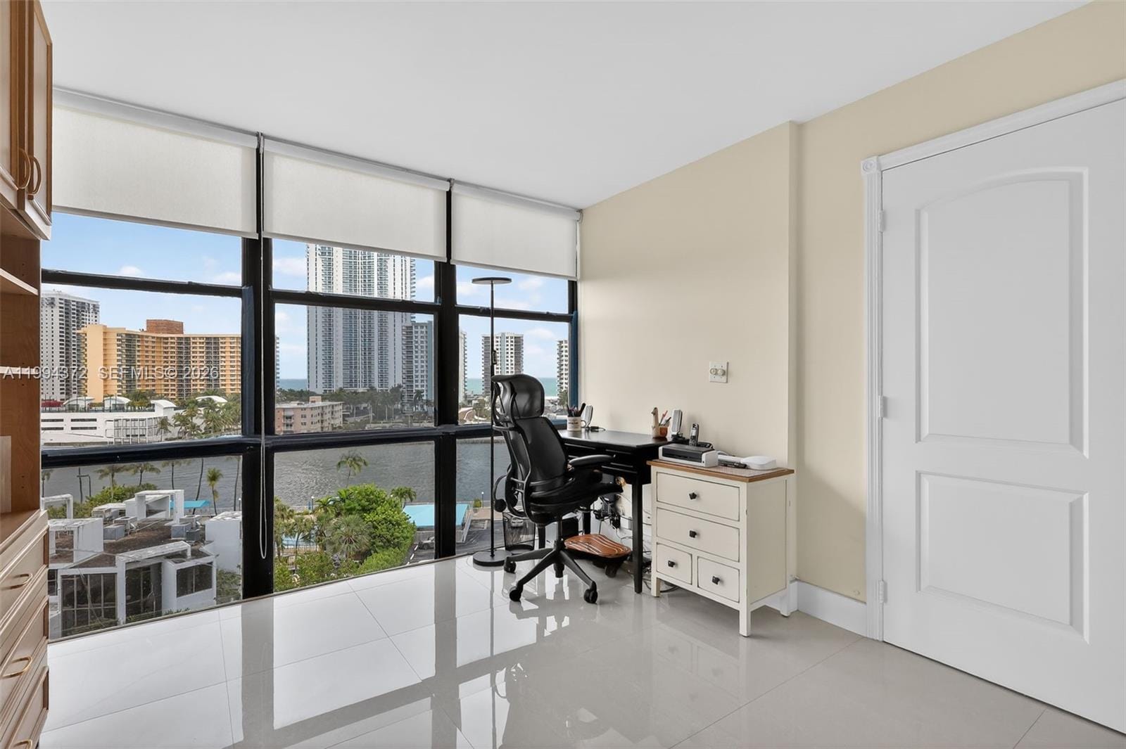 800 Parkview Drive 908, Hallandale Beach, FL 33009 photo 9