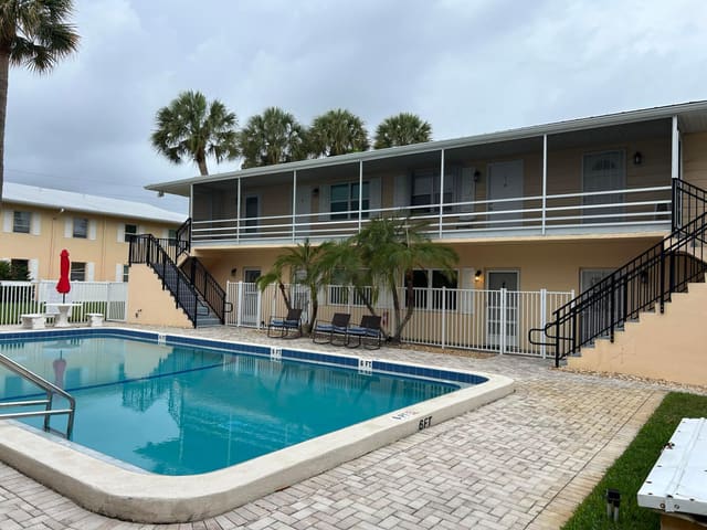 333 SE Martin Avenue 4-7, sold in Imperial Apartment Condo, Stuart, FL