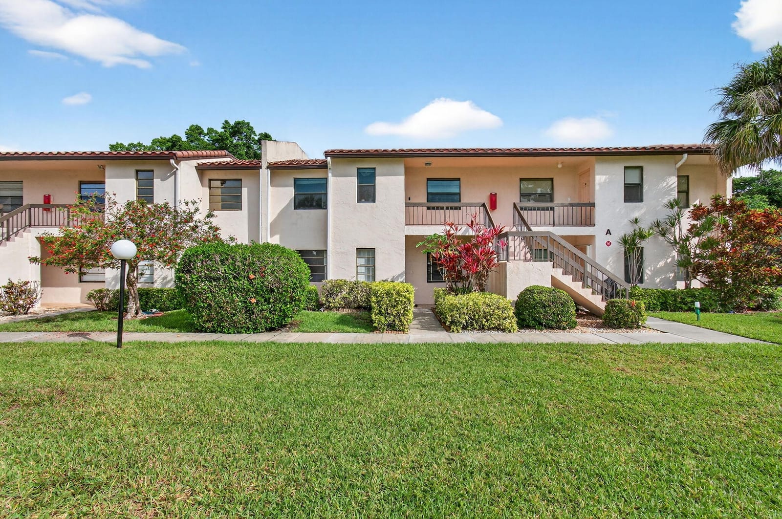 21452 Juego Circle, Boca Raton, FL 33433 photo 2