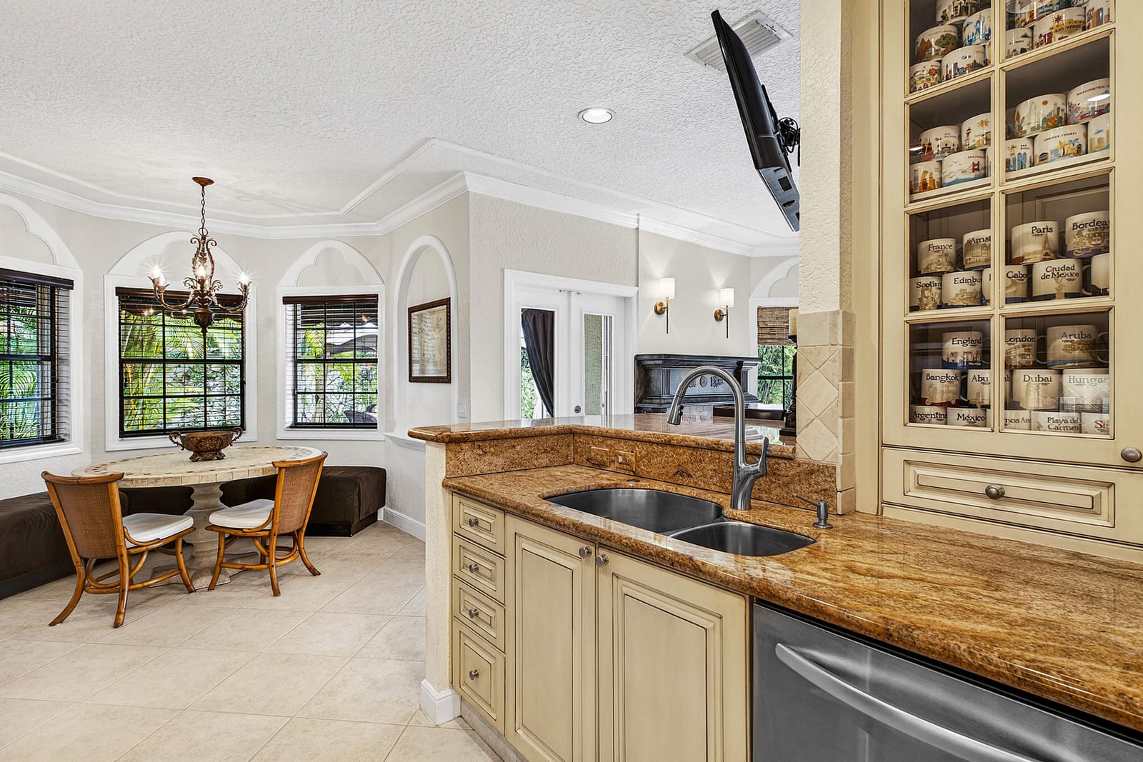 23408 Mirabella Circle S — photo 11