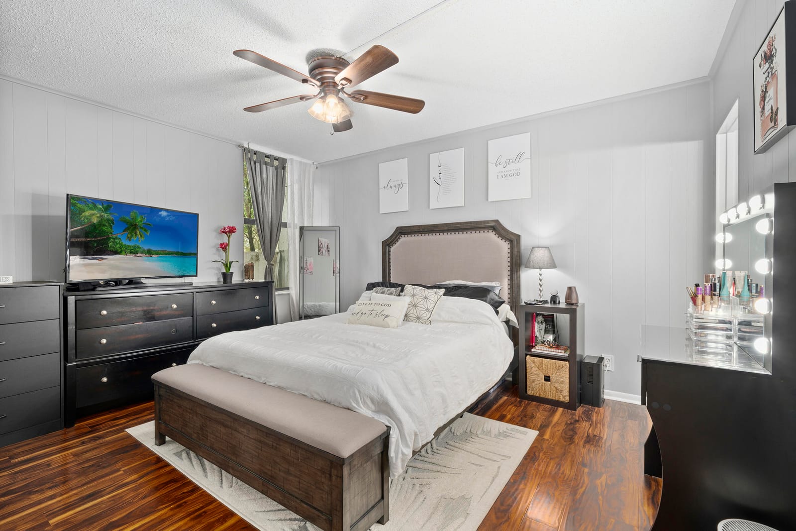 8421 Forest Hills Drive 106 — photo 11