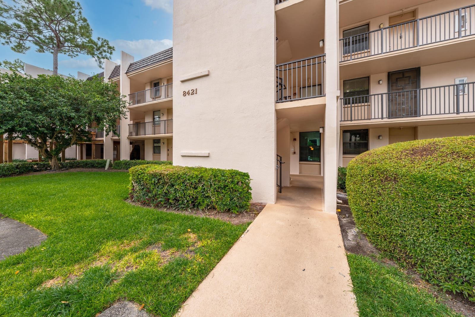 8421 Forest Hills Drive 106, Coral Springs, FL 33065 photo 29