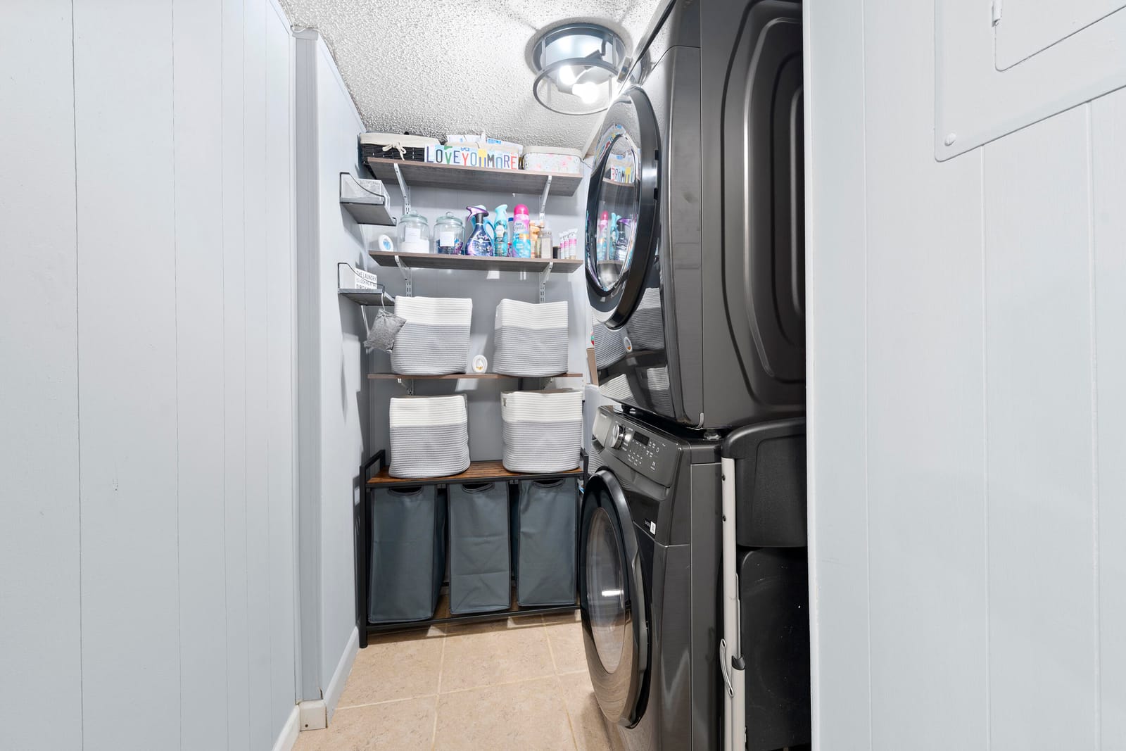 8421 Forest Hills Drive 106 — photo 7