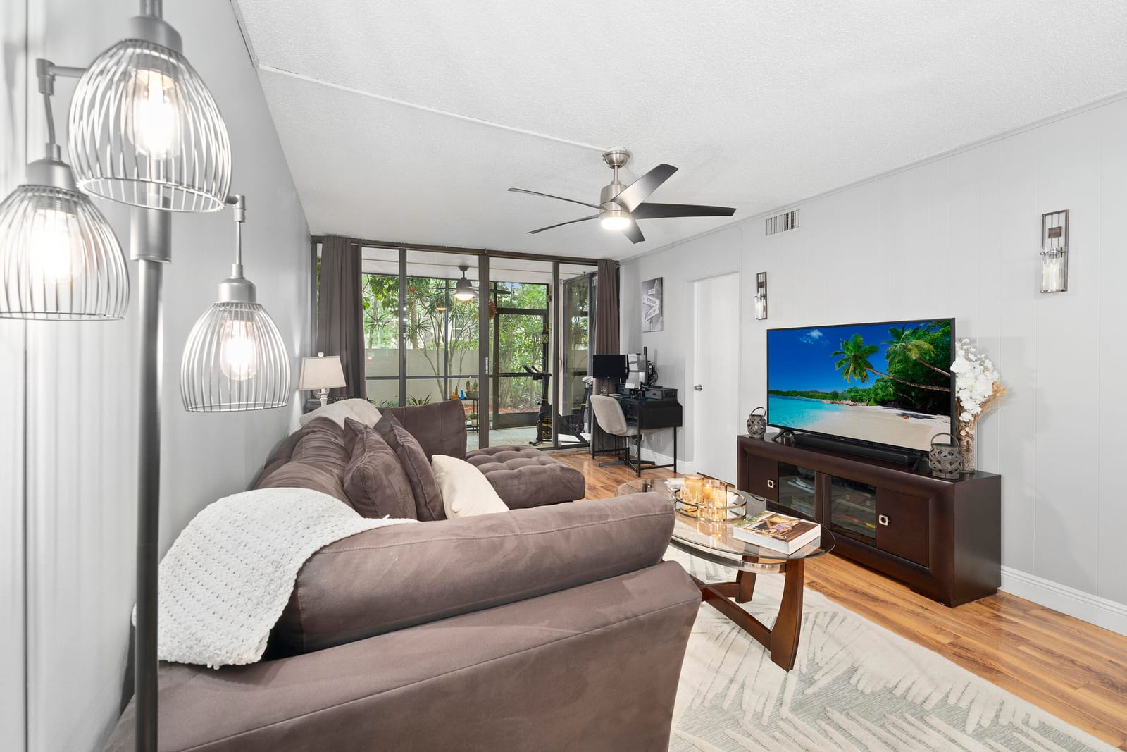 8421 Forest Hills Drive 106 — photo 9