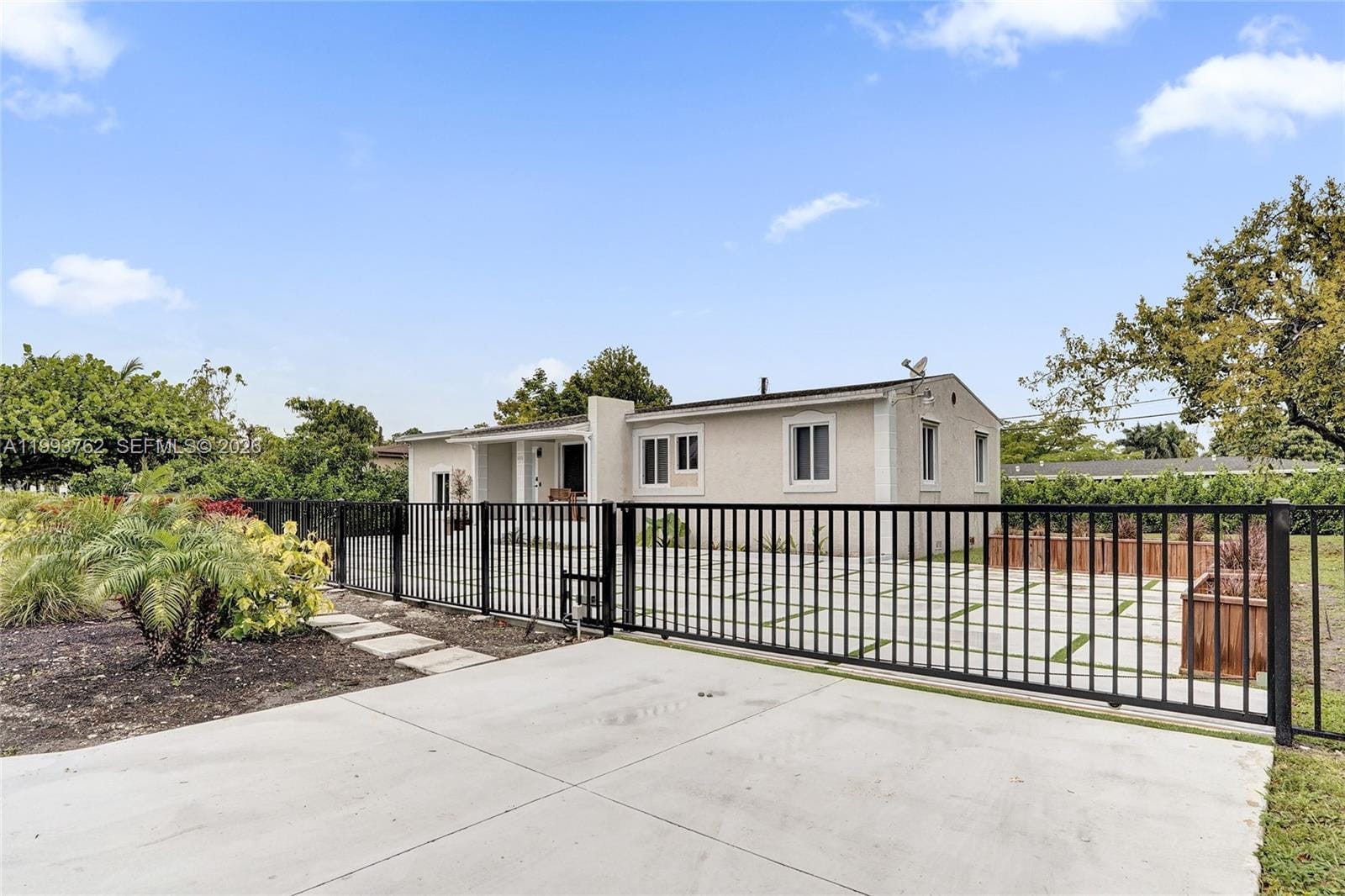 1001 NW 148th Street, Miami, FL 33168