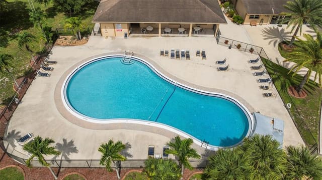 8550 SW 23rd Place, sold in Park City Section Two-A, Davie, FL