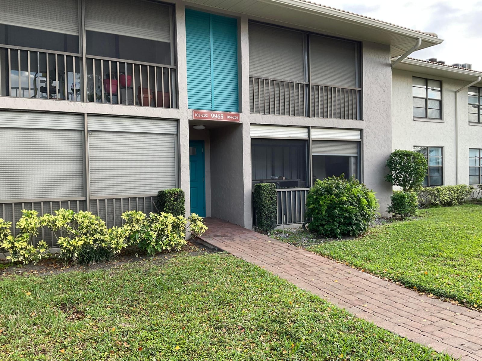 9965 Pineapple Tree Drive 104 — photo 2
