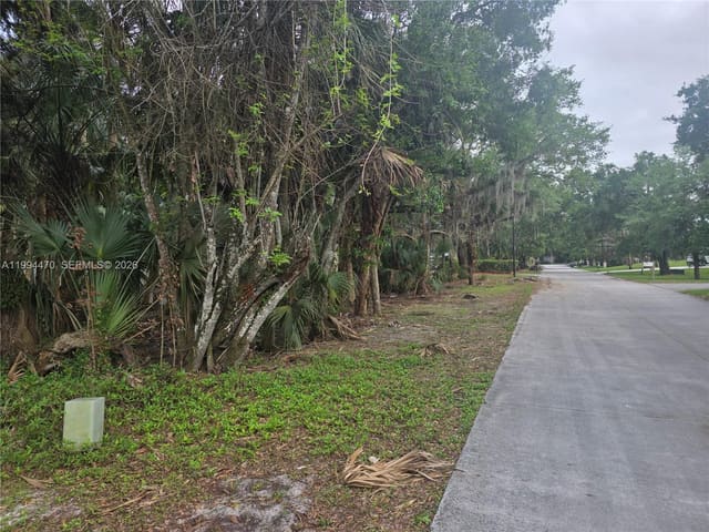 3602 Wilderness Drive W, Fort Pierce, FL 34982