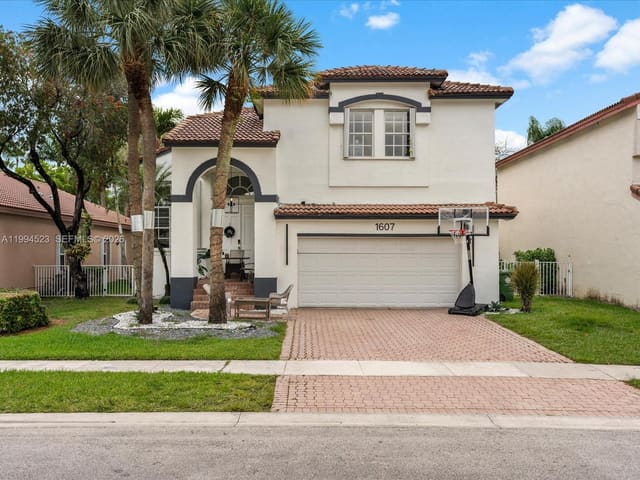 1607 SW 157th Avenue, Hollywood Lakes Country C, Pembroke Pines, FL