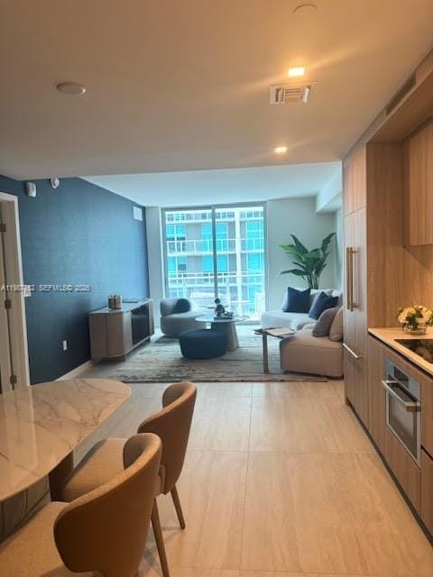 77 SE 5th Street 2708 — photo 3