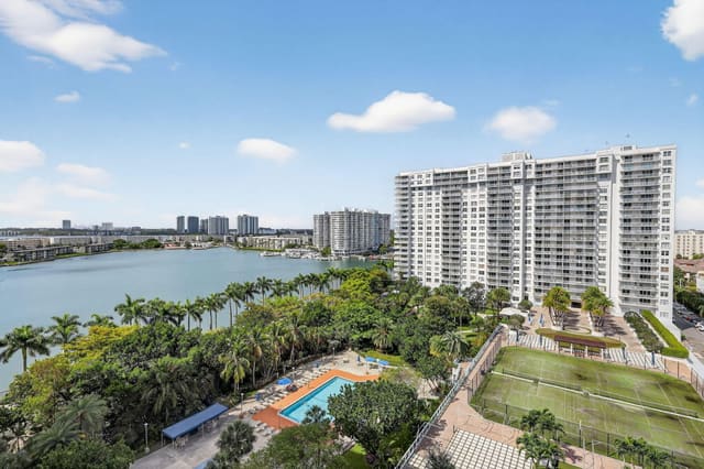 2851 NE 183rd Street 1204e, Aventura, FL 33160