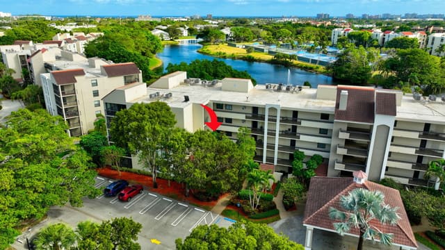 1915 Lavers Circle E-303, Delray Beach, FL 33444