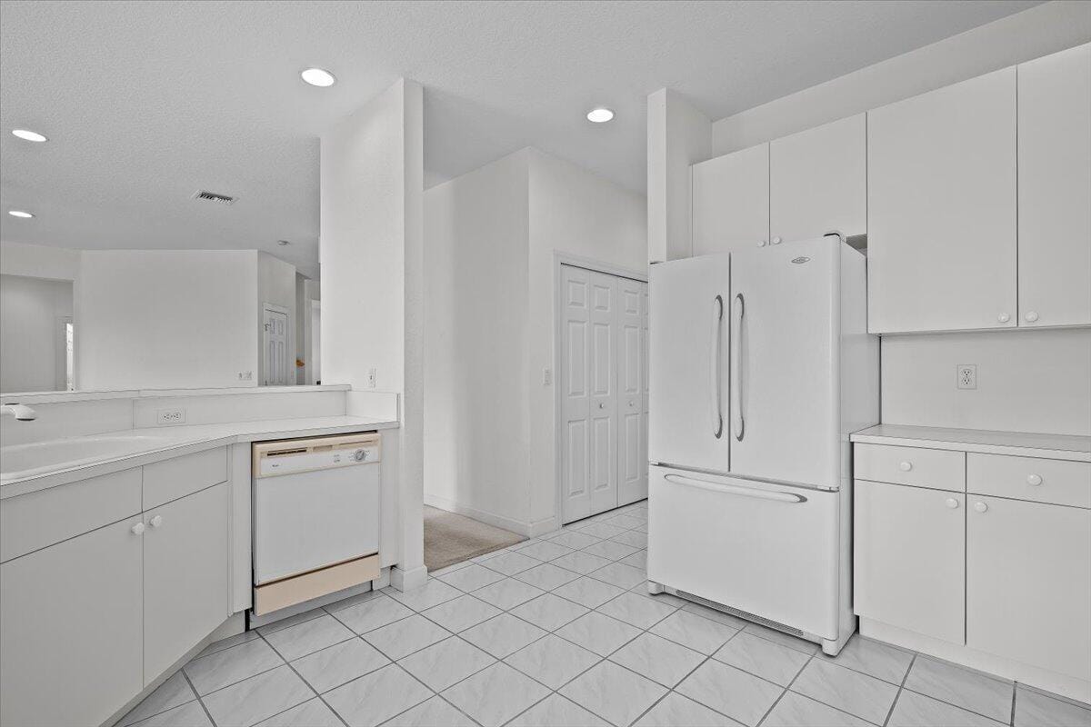 484 Otter Lane N, Jupiter, FL 33458 photo 8