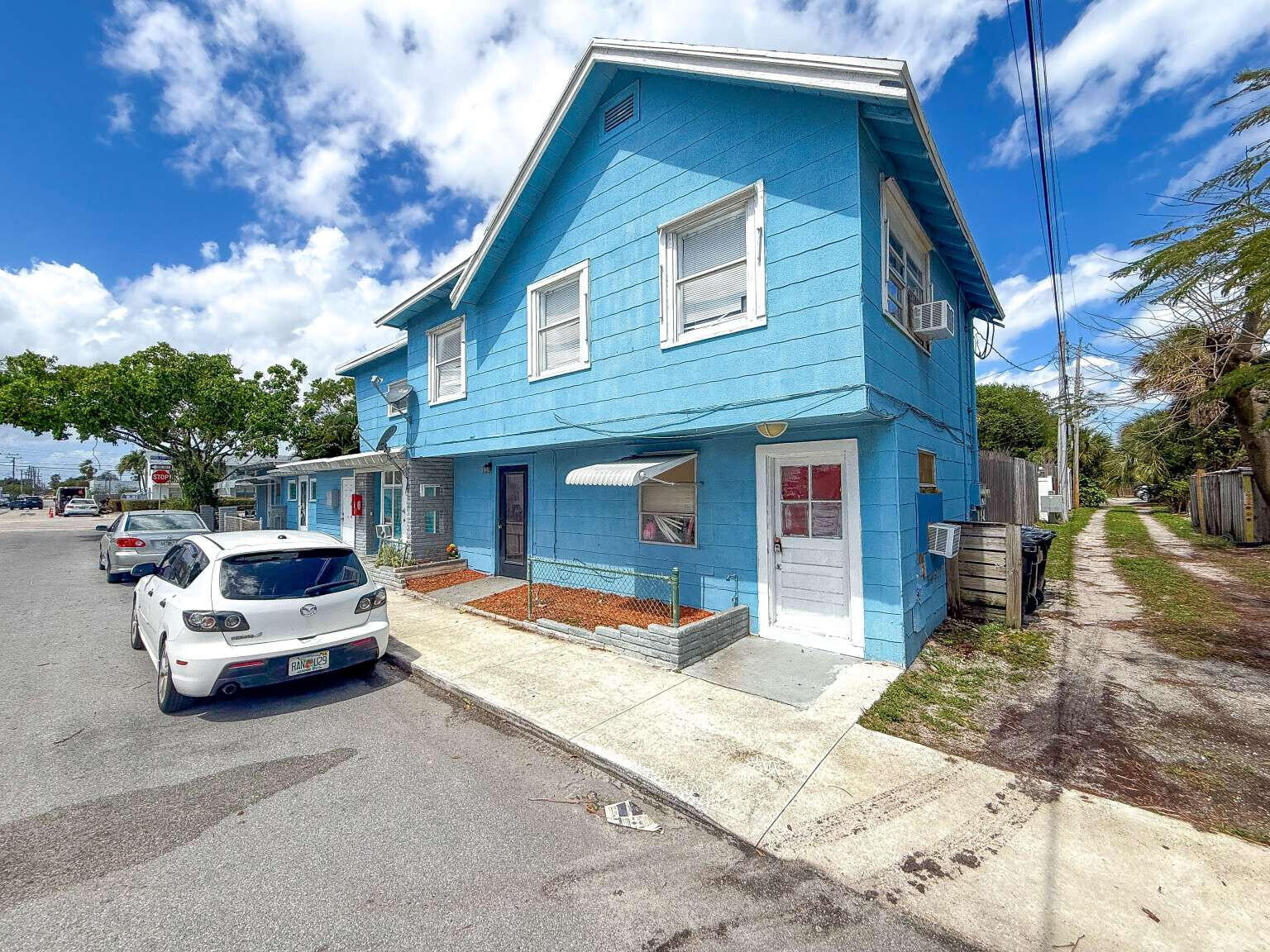 714 N 4th Ave Avenue N, Lake Worth Beach, FL 33460, Lake Worth Beach