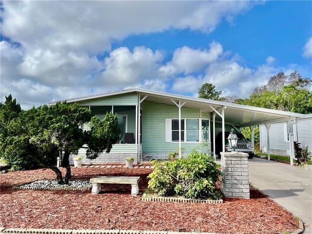 16300 SW Indianwood Circle, Indianwood Golf Country Club, Indiantown, FL