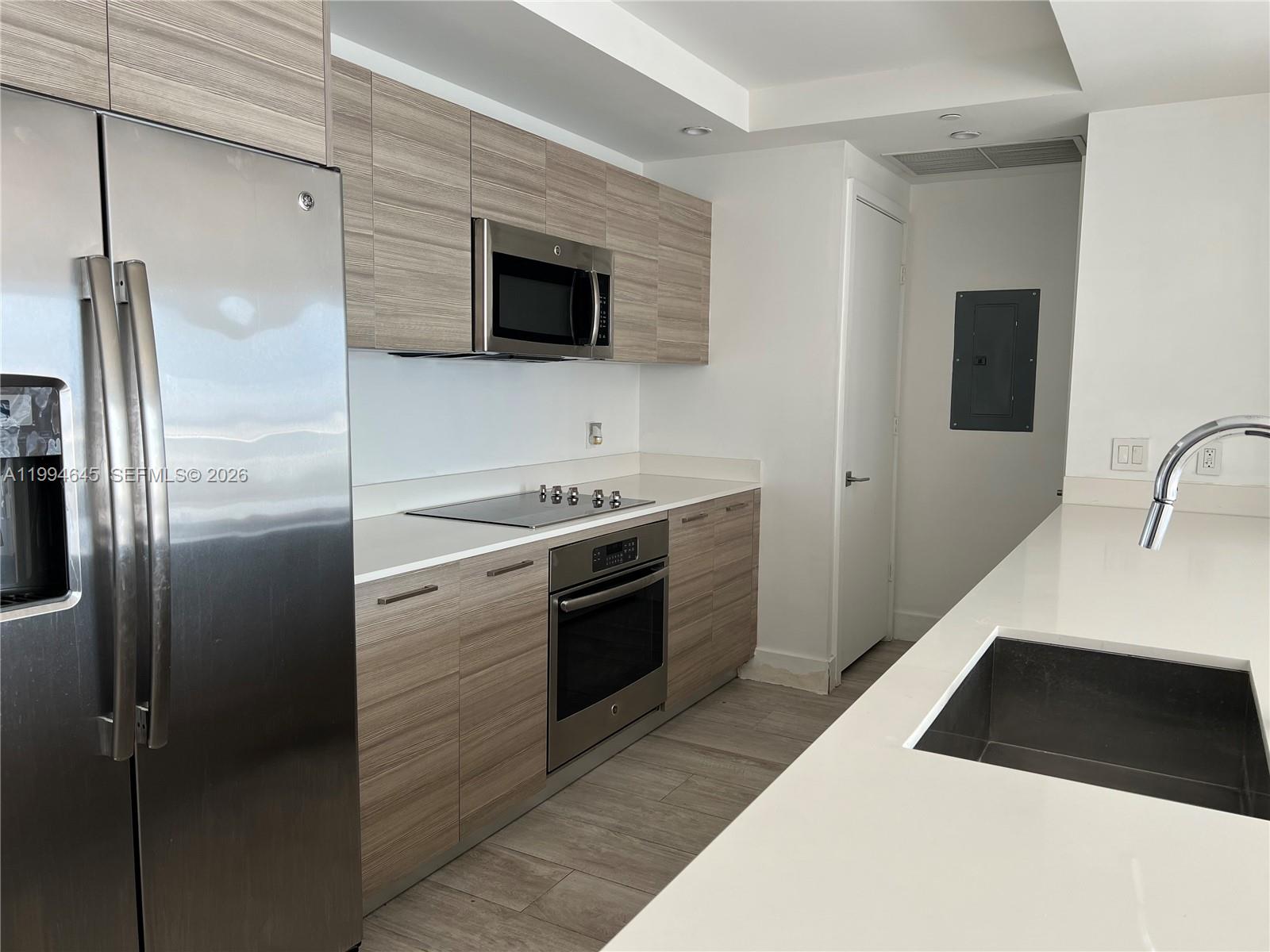 121 NE 34th Street 1207, Miami, FL 33137, Miami