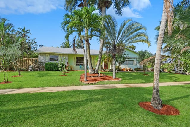 7137 Saint Andrews Road, Lake Worth, FL 33467